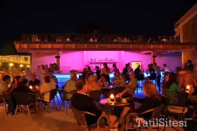 İzer Hotel Beach Club